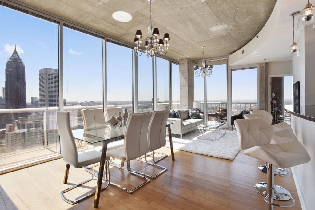 2 bedroom, 1,216 sq ft condominium sold at 855 Peachtree Street 3101, Atlanta, GA 30308
