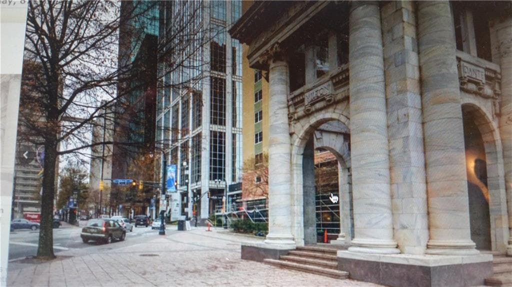 1 bedroom, 722 sq ft condominium sold at 300 NE Peachtree Street 16-J, Atlanta, GA 30308