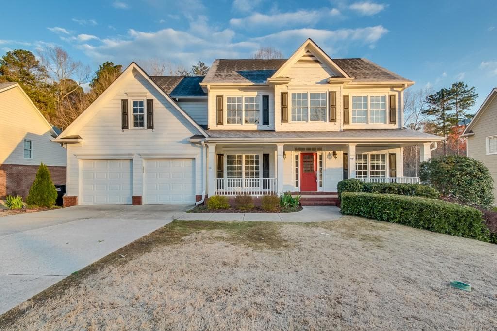 5 bedroom, 3,933 sq ft single family residence sold at 7425 Bronson Way, Cumming, GA 30041
