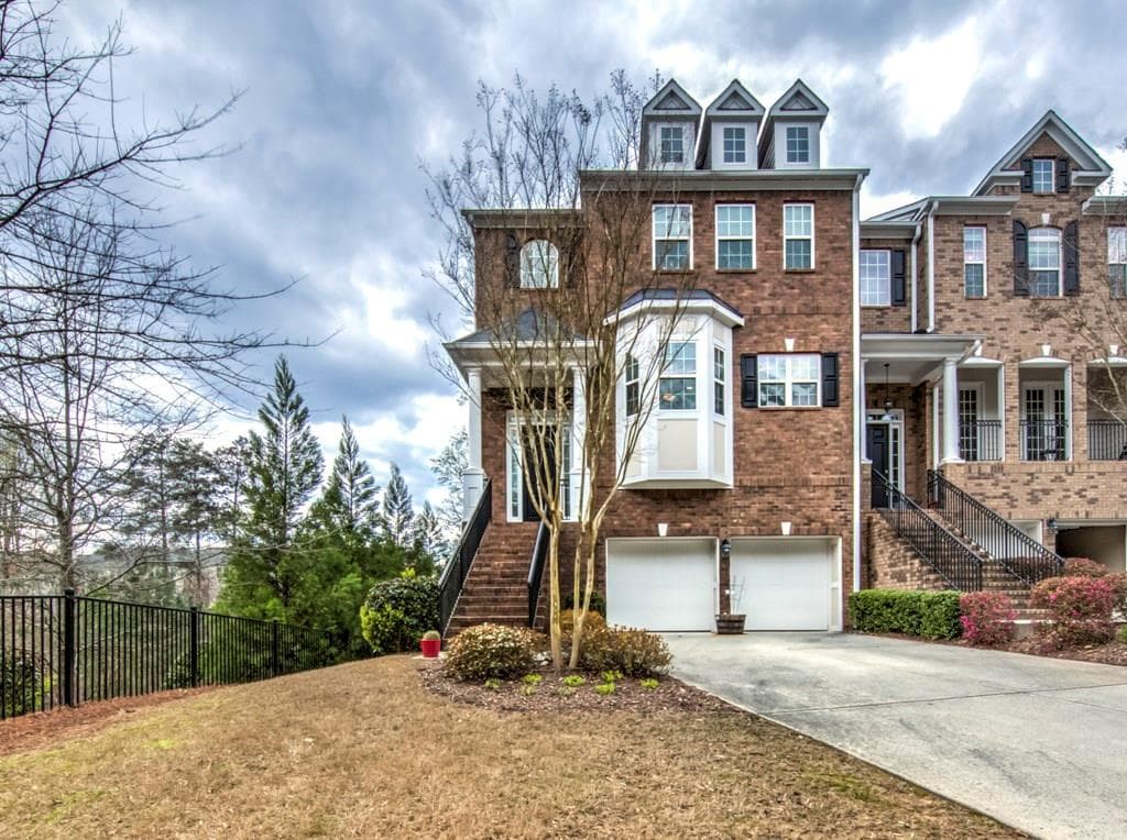 4 bedroom, 3,464 sq ft townhouse sold at 1630 Rivergreen Bend, Atlanta, GA 30339