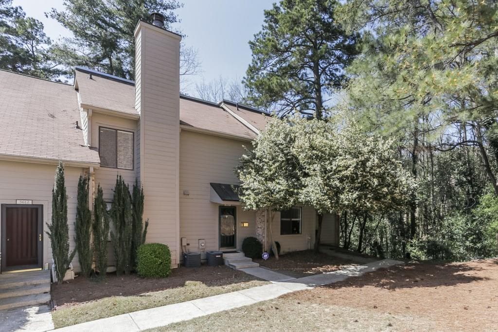 3 bedroom, 2,506 sq ft townhouse sold at 3611 Stonewall Court, Atlanta, GA 30339