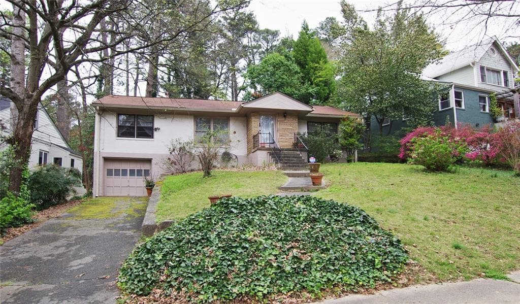 2 bedroom, 1,535 sq ft single family residence sold at 1354 Pasadena Avenue, Atlanta, GA 30306
