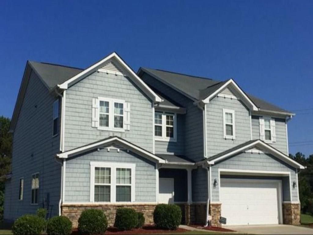 3 bedroom, 3,594 sq ft single family residence sold at 155 Waterway Court, Atlanta, GA 30331