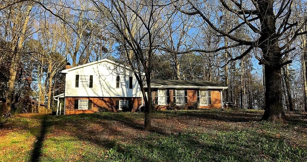205 Castlegate Circle, Carrollton, GA 30116 — most recent listing photo