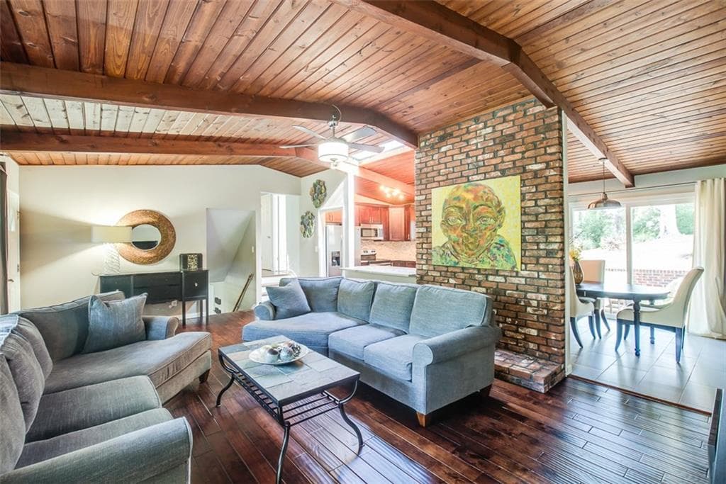 4 bedroom, 1,968 sq ft single family residence sold at 3504 Eaglerock Drive, Atlanta, GA 30340