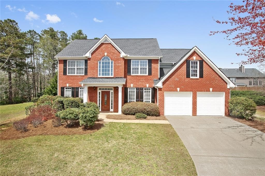 4 bedroom, 2,703 sq ft single family residence sold at 601 Garnet Court, Canton, GA 30114