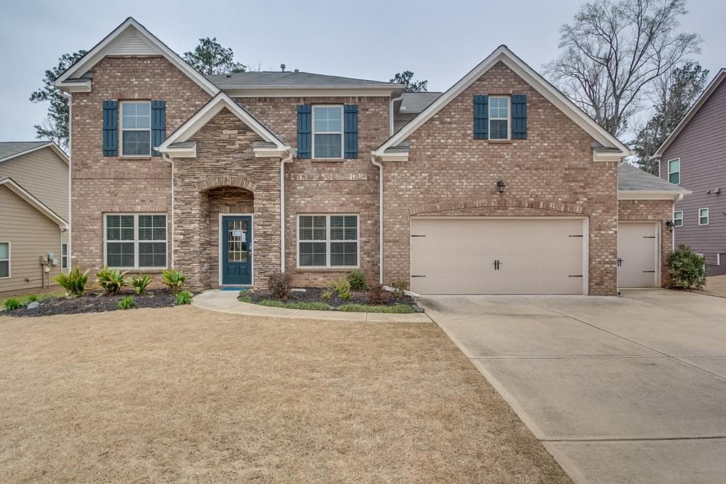 4 bedroom, 2,878 sq ft single family residence sold at 135 Hale View Circle, Canton, GA 30114