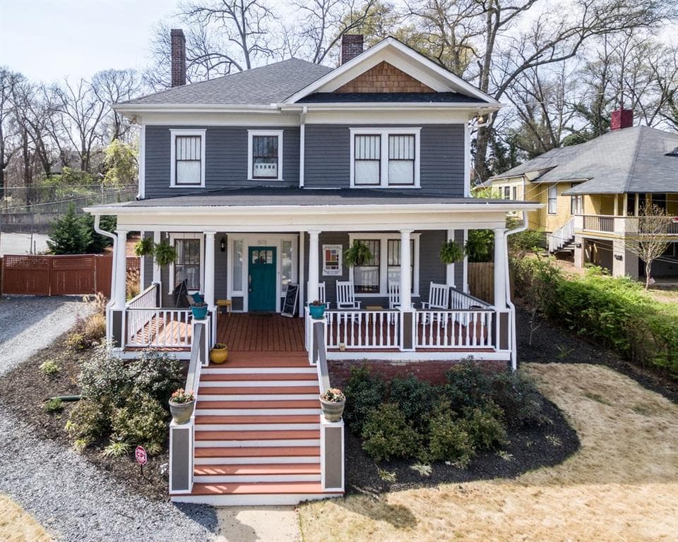 4 bedroom, 3,082 sq ft single family residence sold at 573 Holderness Street, Atlanta, GA 30310