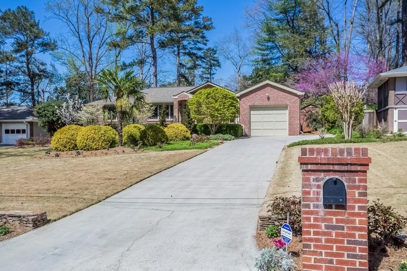 3 bedroom, 2,206 sq ft single family residence sold at 2000 Wilandrew Drive, Decatur, GA 30033