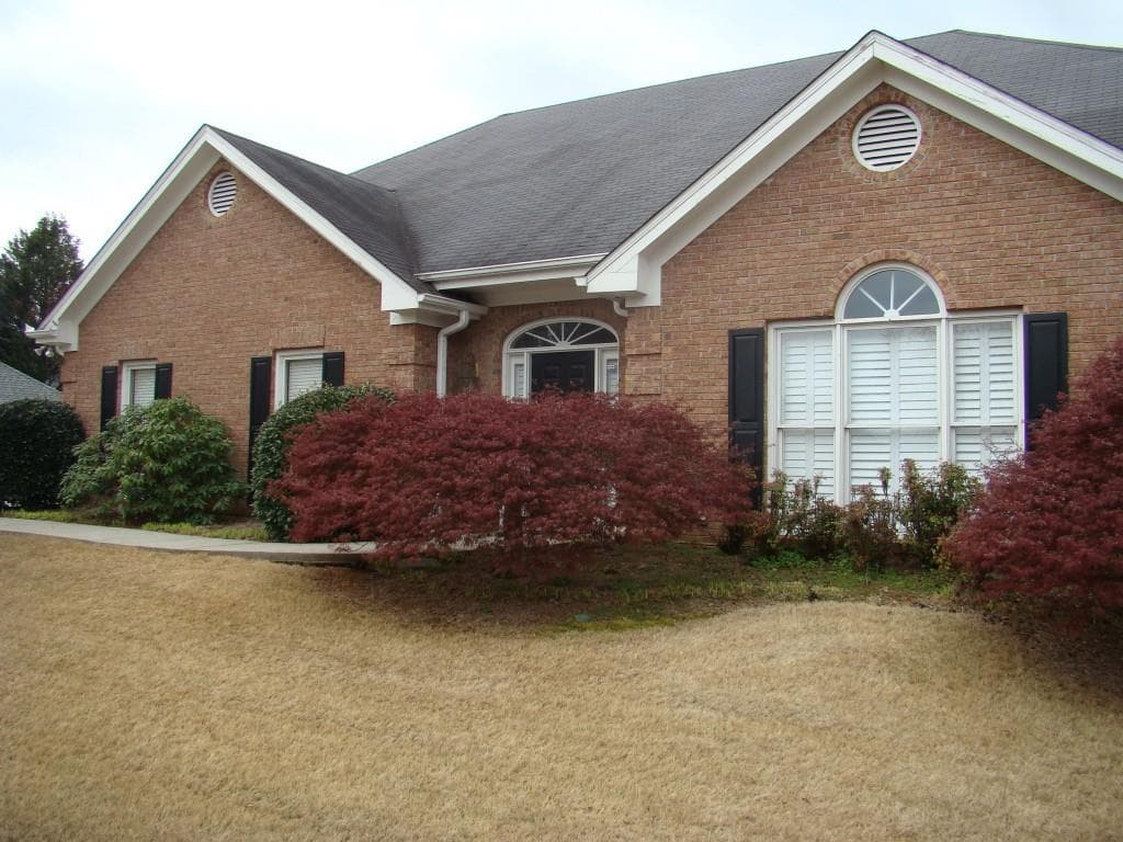 3 bedroom, 3,796 sq ft single family residence sold at 740 Lewiston Court, Alpharetta, GA 30004