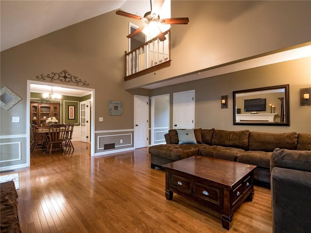 4 bedroom, 2,360 sq ft single family residence sold at 4824 Buckhorn Court, Powder Springs, GA 30127