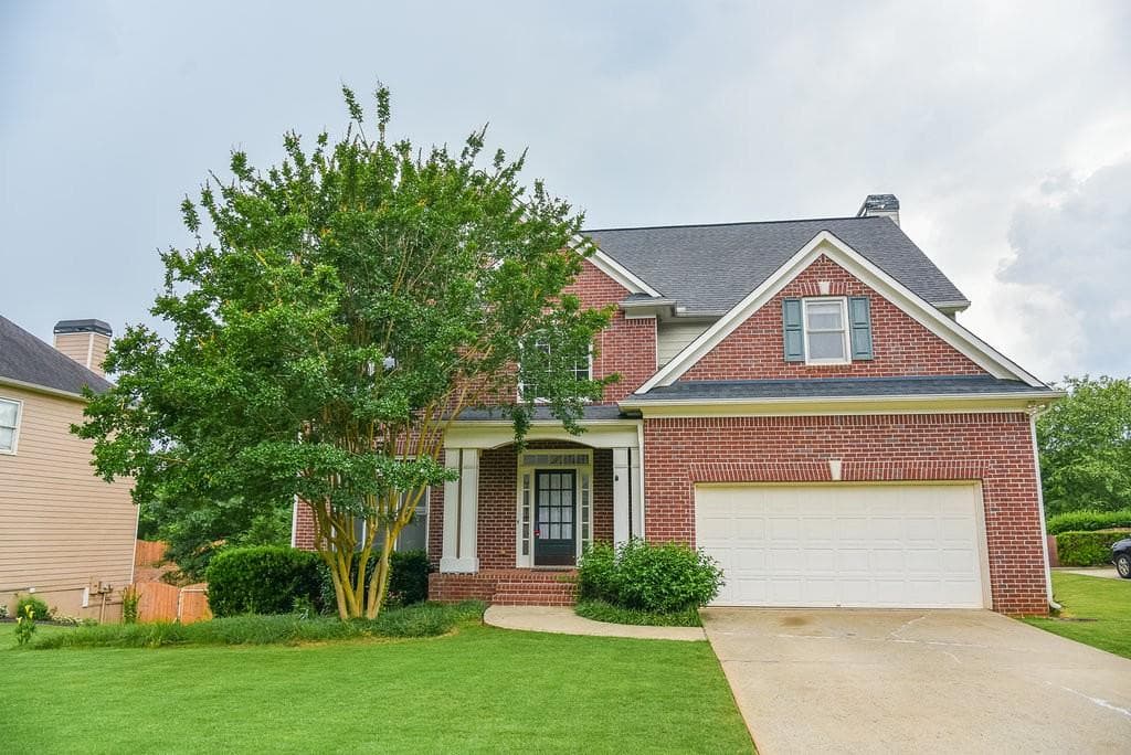 5 bedroom, 3,551 sq ft single family residence sold at 153 Ardsley Run, Canton, GA 30115
