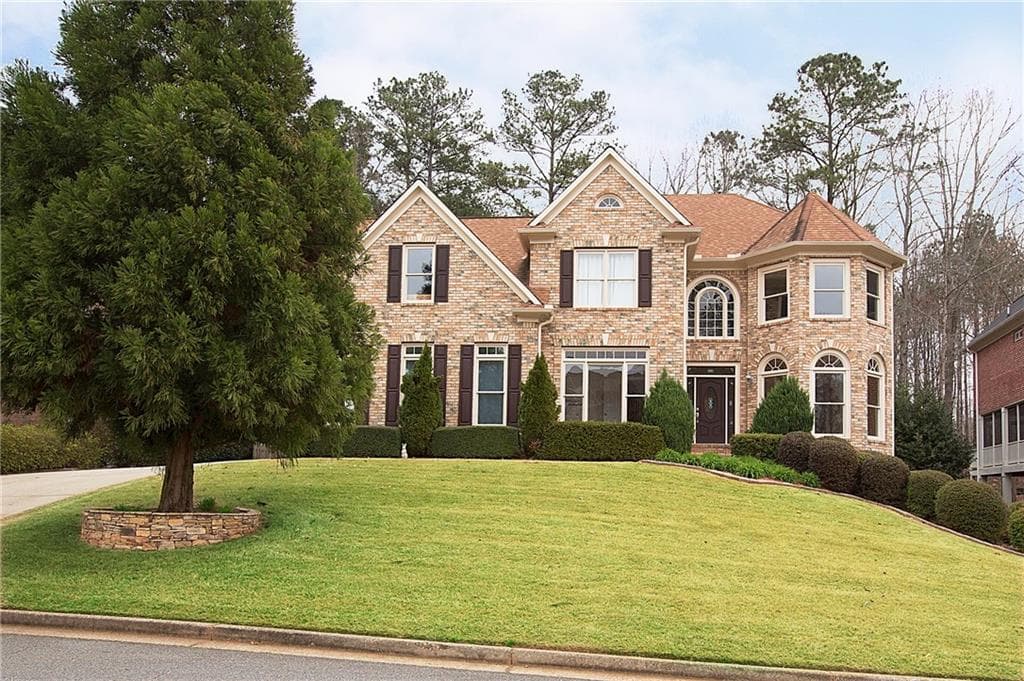 5 bedroom, 3,302 sq ft single family residence sold at 235 Cedarhurst Drive, Canton, GA 30115