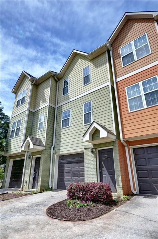 3 bedroom, 1,421 sq ft townhouse sold at 1124 Dekalb Avenue 2, Atlanta, GA 30307