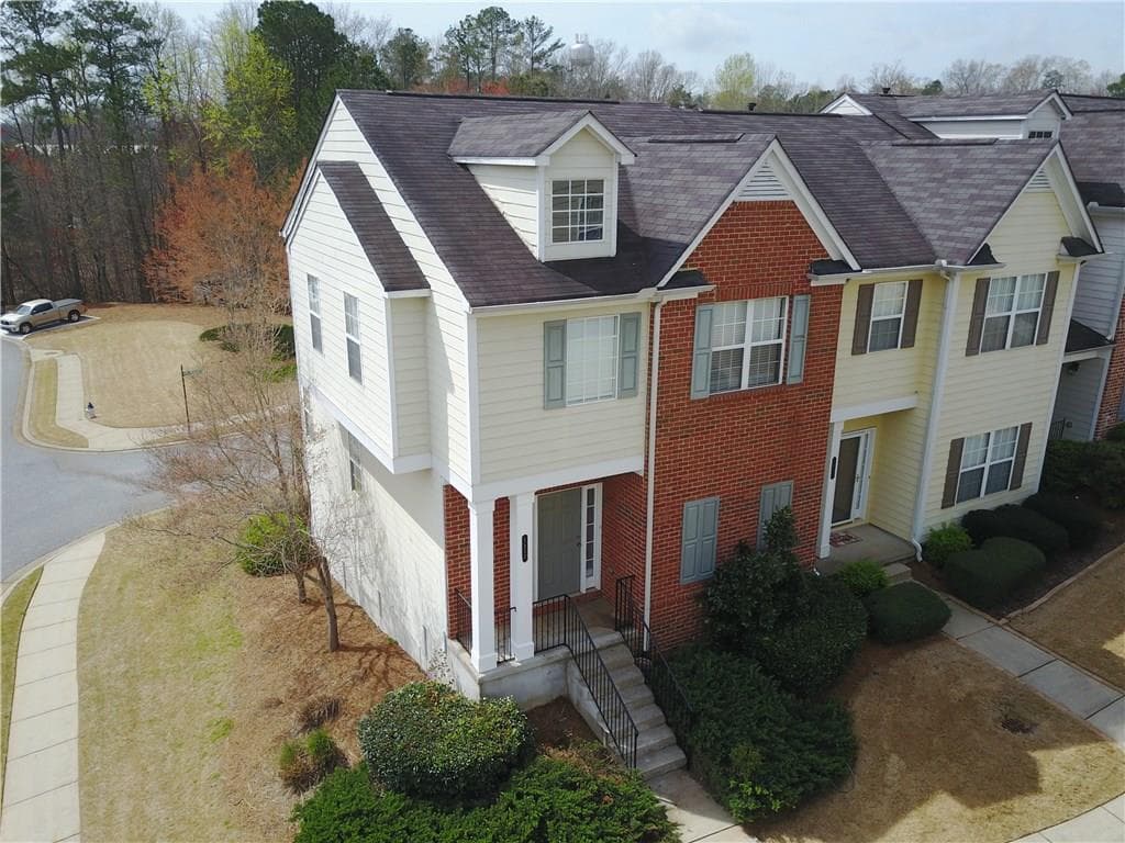 3 bedroom, 1,584 sq ft townhouse sold at 1437 Bay Overlook Drive 1437, Woodstock, GA 30188
