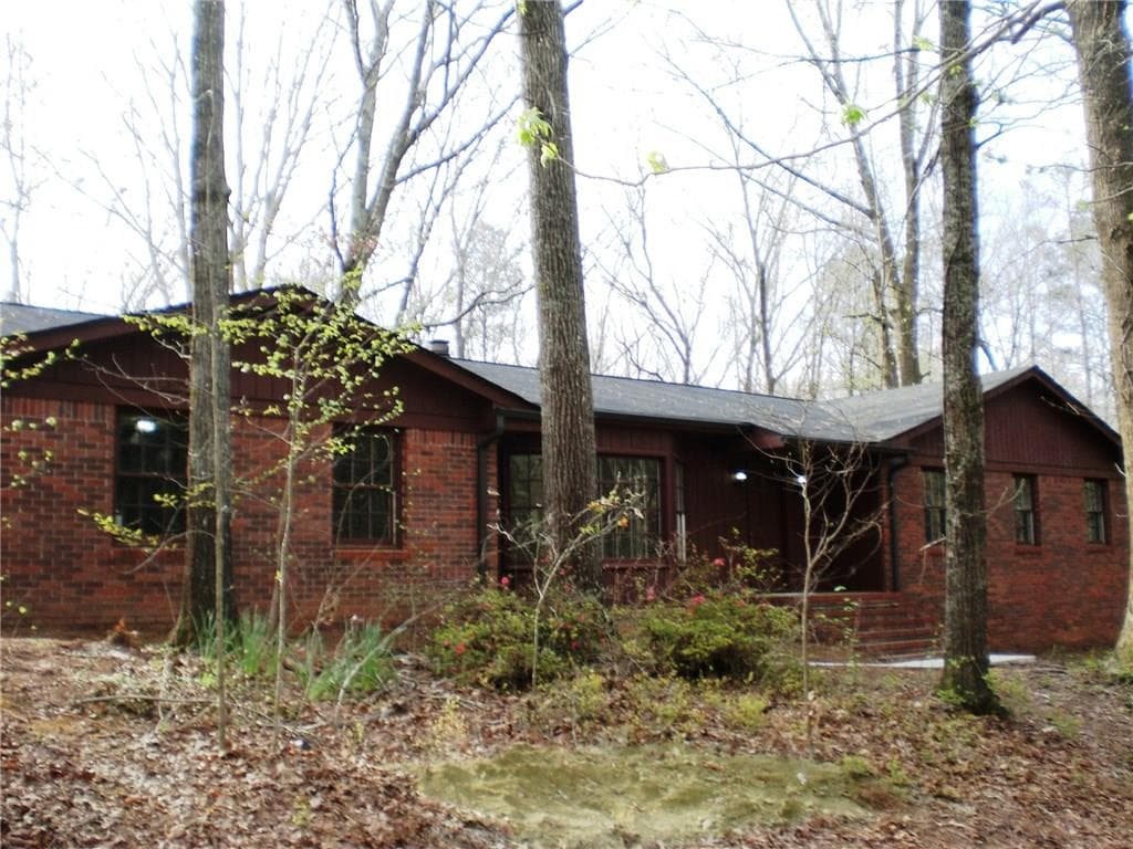 3180 Laura Lane, Douglasville, GA 30135 — most recent listing photo