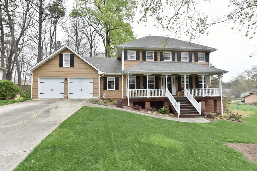 2926 Highland Park Drive, Stone Mountain, GA 30087 — most recent listing photo