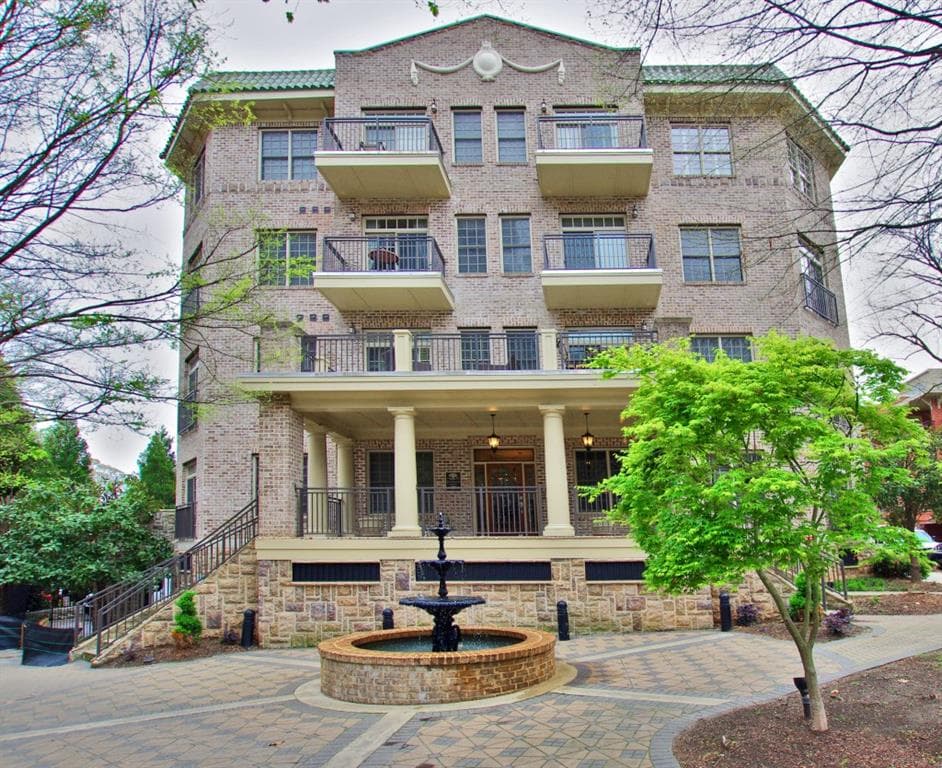 1055 Piedmont Avenue 310, Atlanta, GA 30309 — most recent listing photo