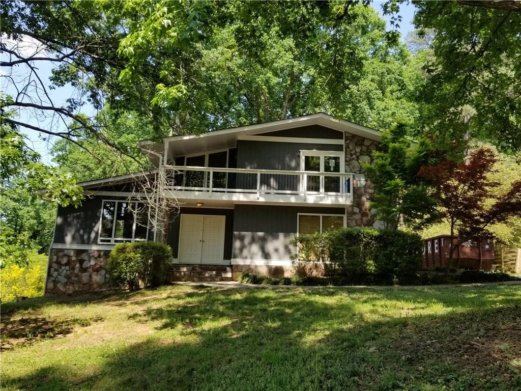 4 bedroom, 1,950 sq ft single family residence sold at 2132 Perrin Drive, Lawrenceville, GA 30043