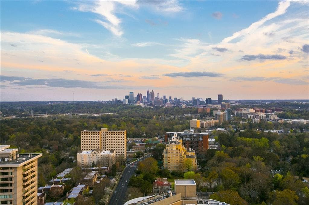 2660 Peachtree Road 36GH, Atlanta, GA 30305 — most recent listing photo