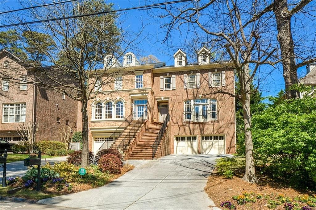3 bedroom, 3,388 sq ft townhouse sold at 626 Timm Valley Road A, Atlanta, GA 30305