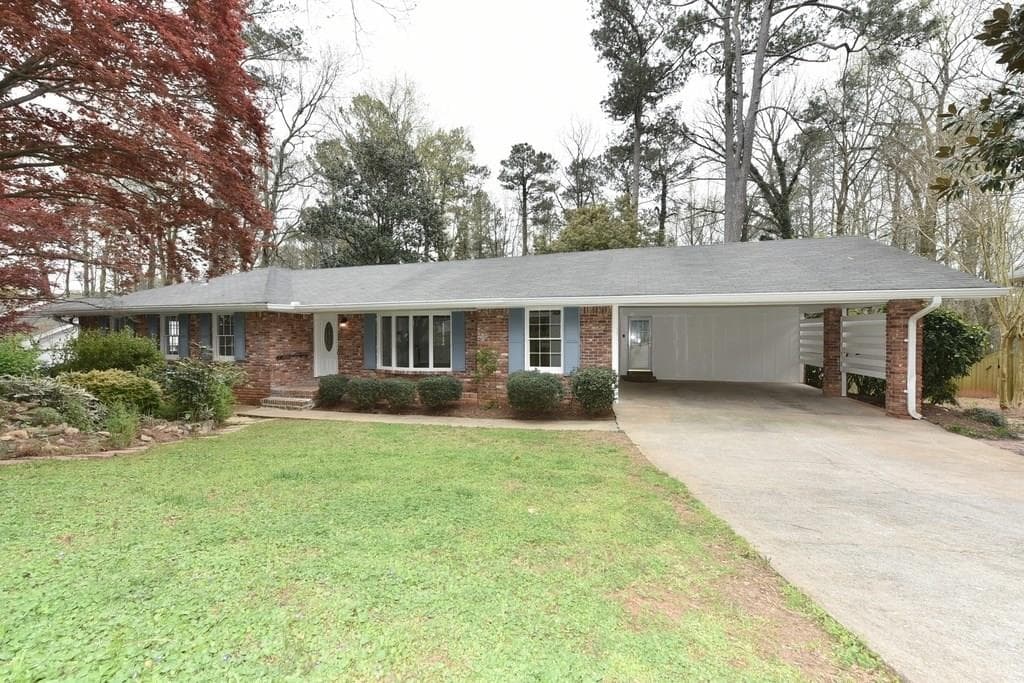 4368 Huntington Circle, Dunwoody, GA 30338 — most recent listing photo