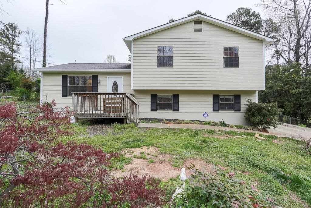 3 bedroom, 1,440 sq ft single family residence sold at 1927 SUWANEE ROBERTS Court, Lawrenceville, GA 30043
