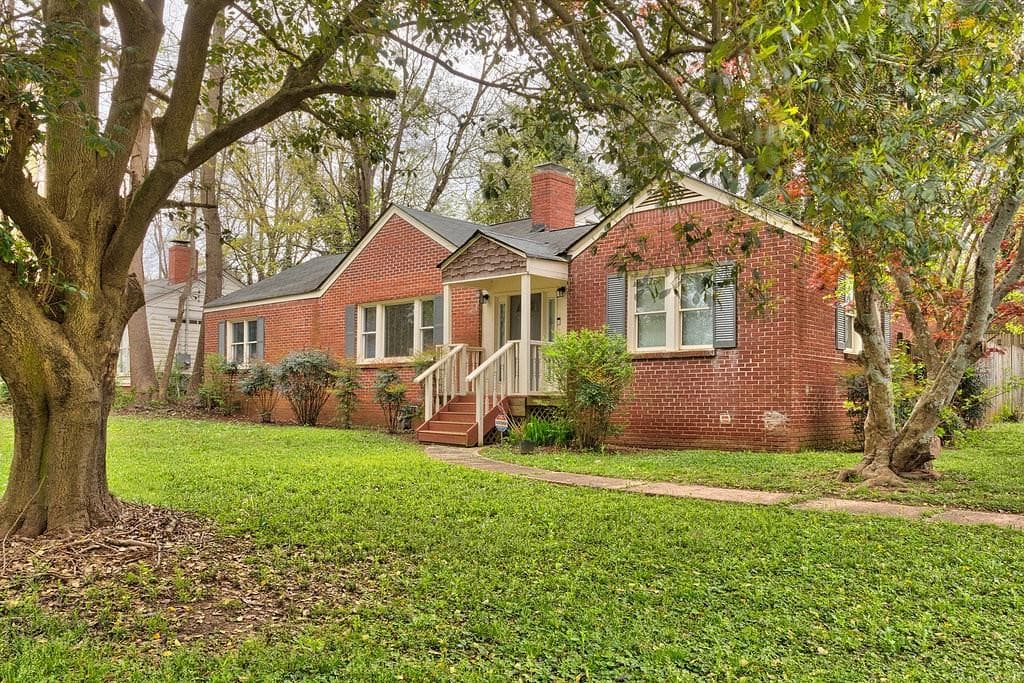 3 bedroom, 1,260 sq ft single family residence sold at 2119 Glenwood Avenue, Atlanta, GA 30316