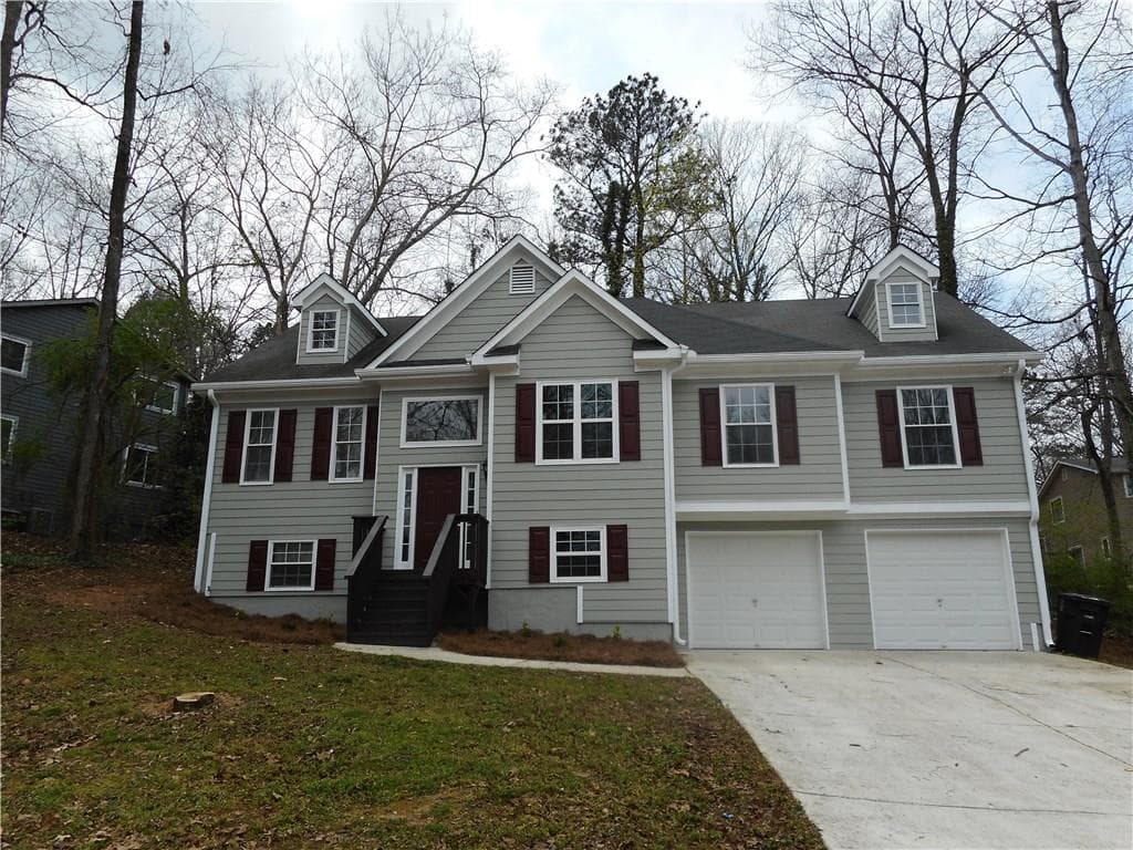3 bedroom, 2,543 sq ft single family residence sold at 6635 Windwood Circle, Douglasville, GA 30135