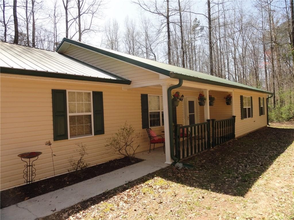 526 Freeman Drive, Maysville, GA 30558 — most recent listing photo