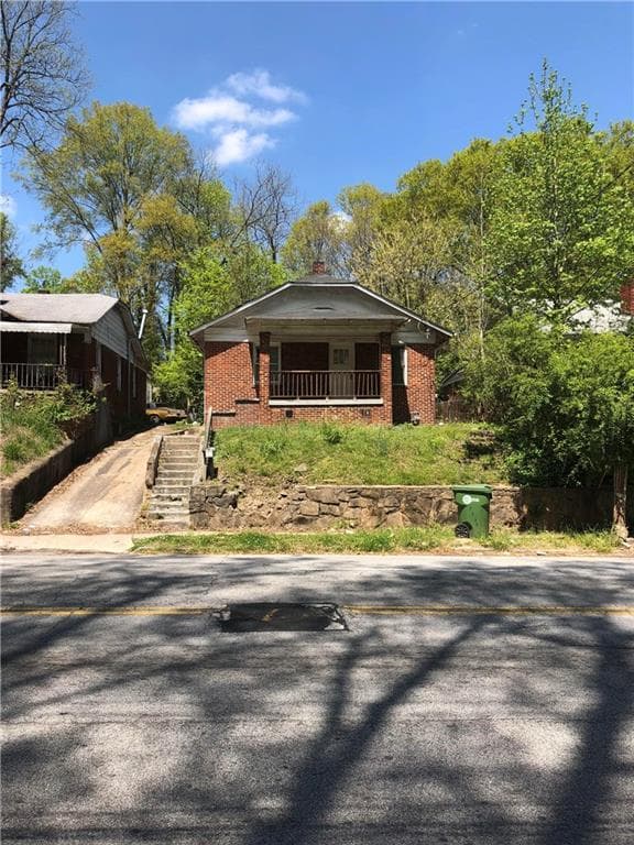 2 bedroom, 1,110 sq ft single family residence sold at 1135 Martin Luther King Jr Drive, Atlanta, GA 30314