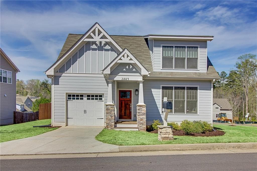 4 bedroom, 1,859 sq ft single family residence sold at 2889 Silver Hill Terrace, Atlanta, GA 30316