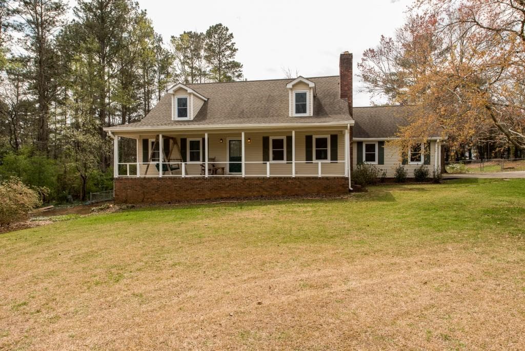 17 Crepe Myrtle Drive, Newnan, GA 30263 — most recent listing photo