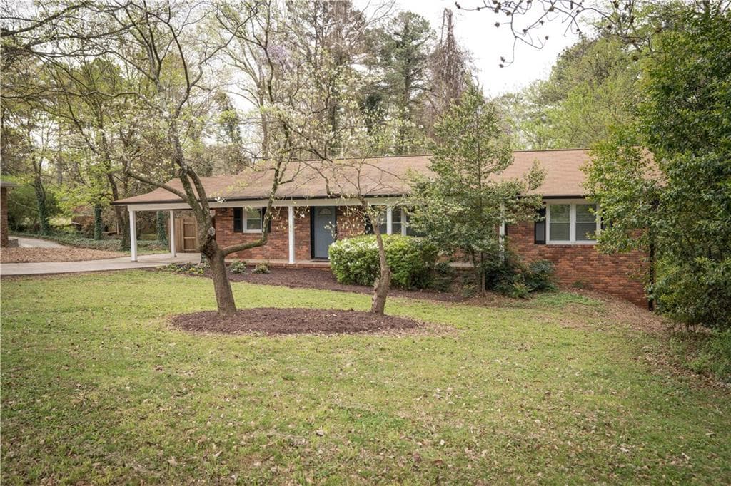 2102 Pawnee Drive, Marietta, GA 30067 — most recent listing photo
