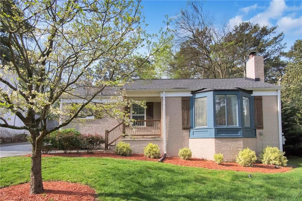 3 bedroom, 1,571 sq ft single family residence sold at 995 Lindbergh Drive, Atlanta, GA 30324