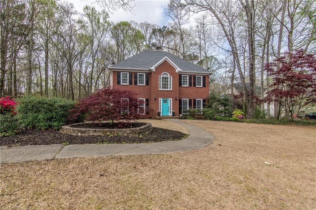 4 bedroom, 3,692 sq ft single family residence sold at 1761 Benningfield Drive, Marietta, GA 30064