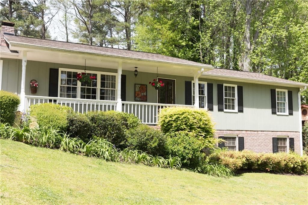 2610 Old Hickory Drive, Marietta, GA 30064 — most recent listing photo