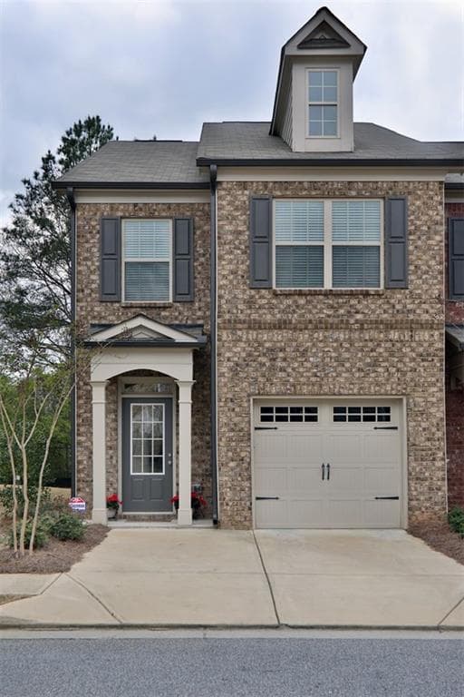 3 bedroom, 2,256 sq ft townhouse sold at 1690 Garbrooke Cove, Lawrenceville, GA 30046