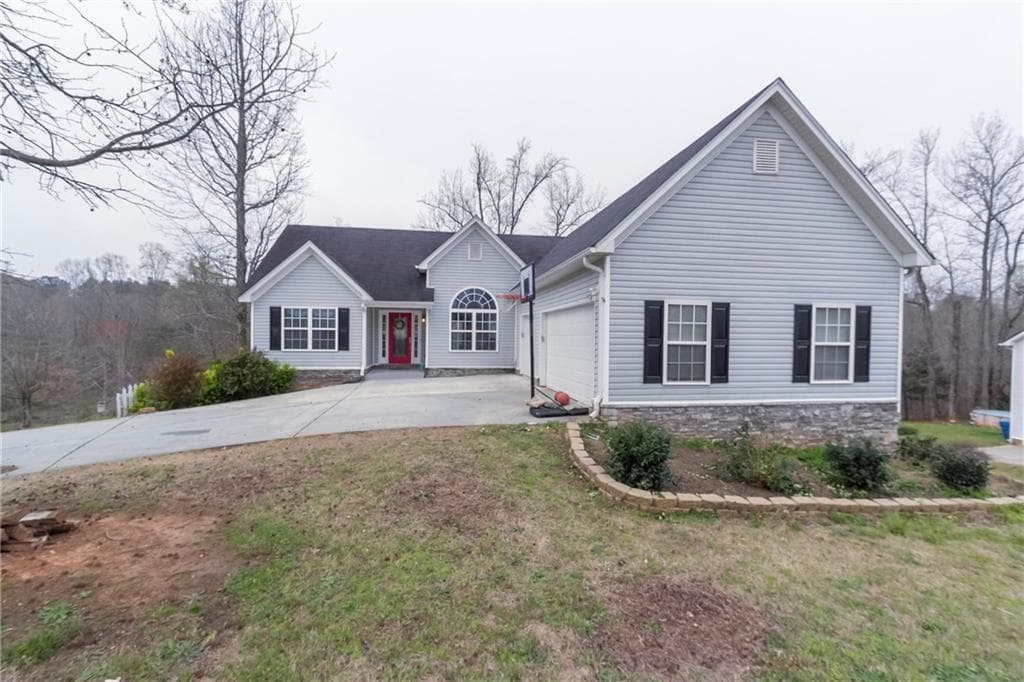 3 bedroom single family residence sold at 1212 Bradford Park Lane, Auburn, GA 30011