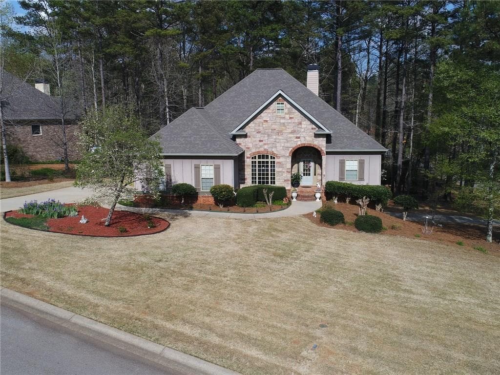 5604 Battle Ridge Drive, Flowery Branch, GA 30542 — most recent listing photo