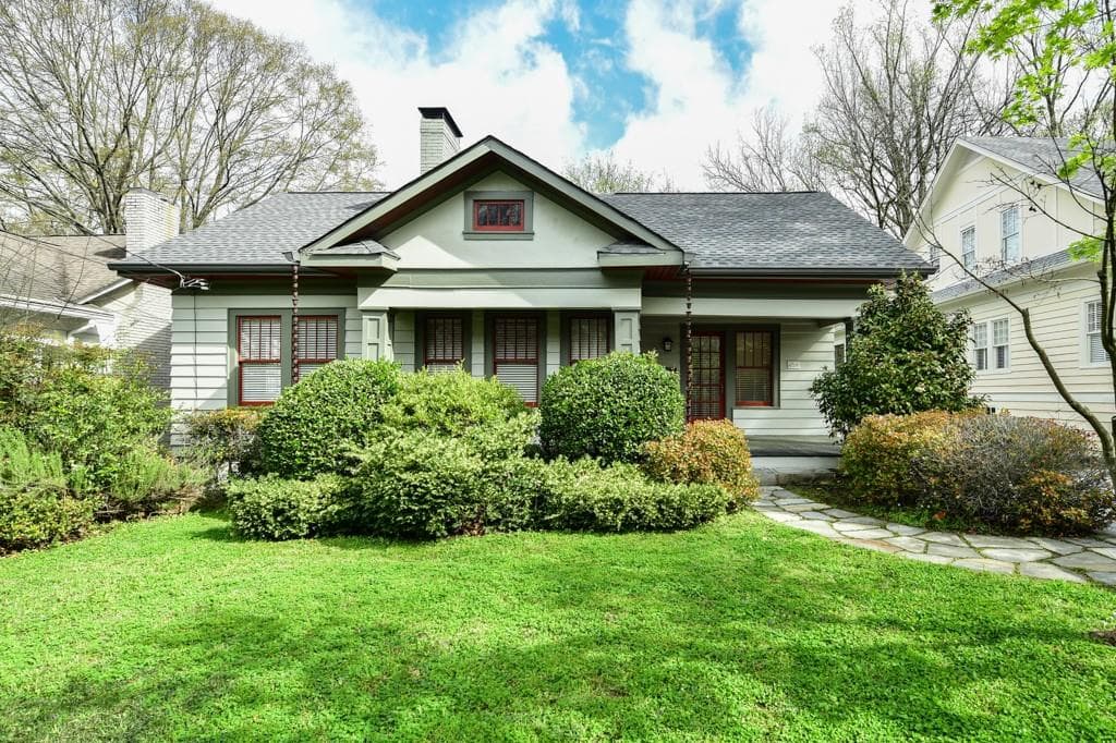 3 bedroom, 2,000 sq ft single family residence sold at 658 Cooledge Avenue, Atlanta, GA 30306