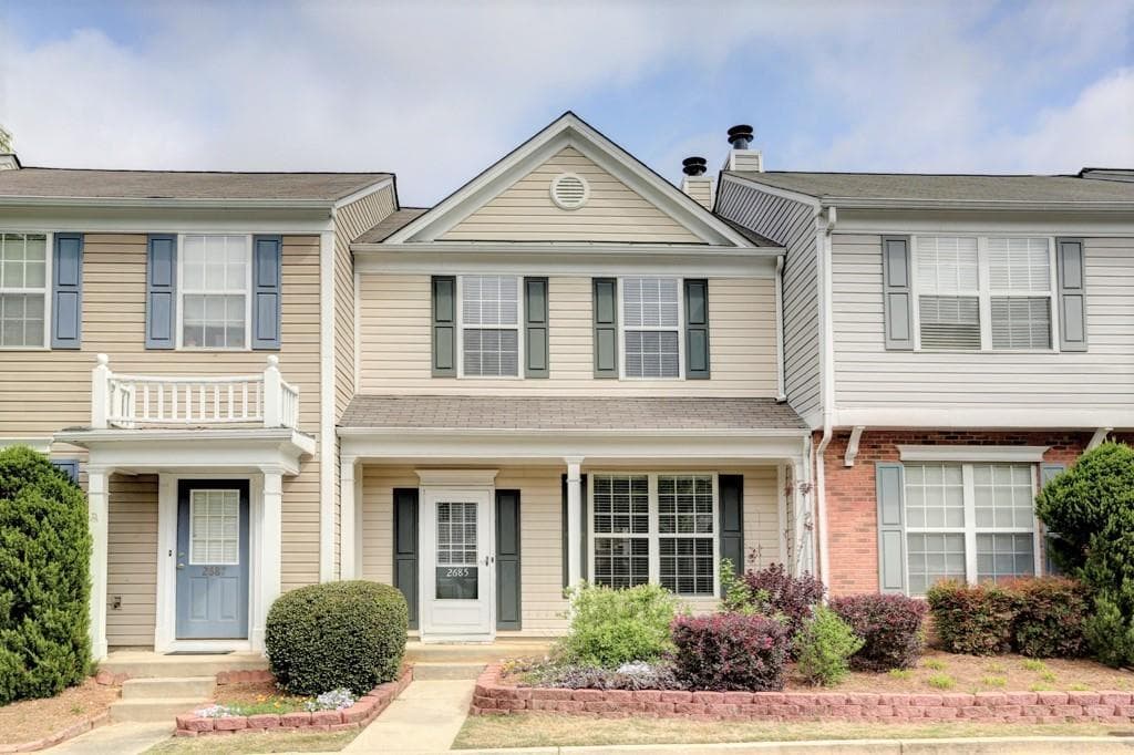 2 bedroom, 1,370 sq ft townhouse sold at 2685 Ashleigh Lane, Alpharetta, GA 30004