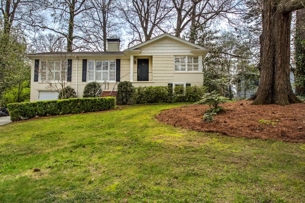 3 bedroom single family residence sold at 660 Upton Road, Atlanta, GA 30318