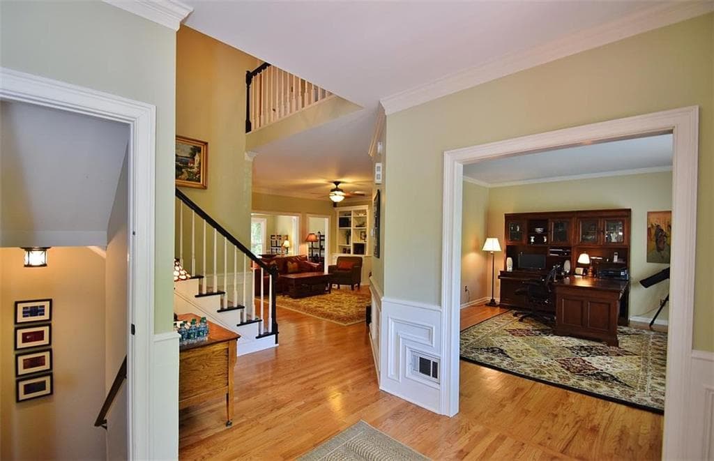 4 bedroom, 3,150 sq ft single family residence sold at 9050 Twelvestones Drive, Roswell, GA 30076