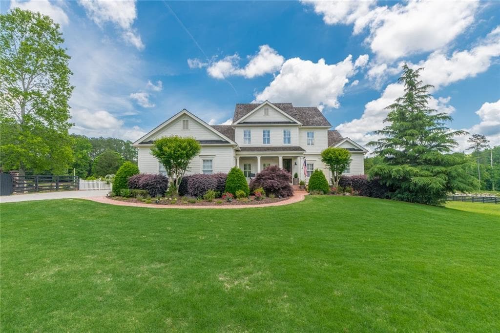 5 bedroom, 4,843 sq ft single family residence sold at 16295 Clarity Road, Alpharetta, GA 30004