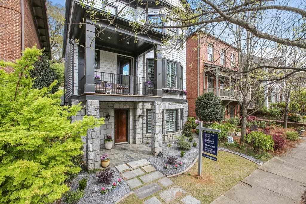 4 bedroom, 4,161 sq ft single family residence sold at 470 Hamilton Street, Atlanta, GA 30316