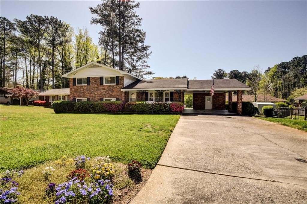 3889 Castle Tree Court, Stone Mountain, GA 30083 — most recent listing photo