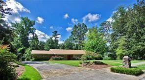 5 bedroom, 5,000 sq ft single family residence sold at 1521 Victoria Falls Drive, Atlanta, GA 30329