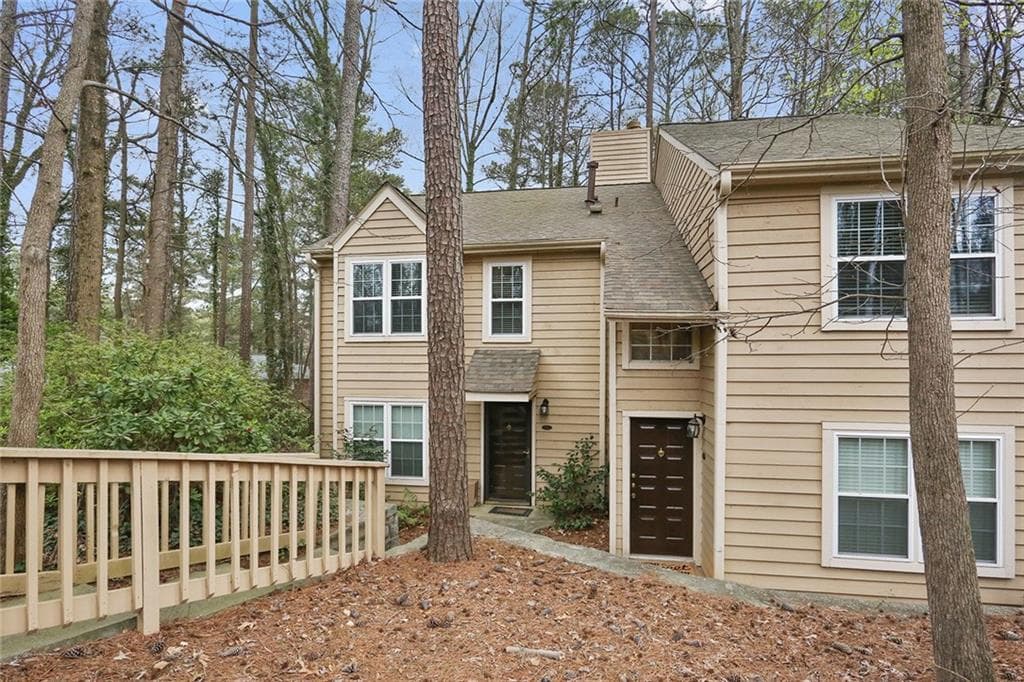 2 bedroom, 1,432 sq ft townhouse sold at 1372 N Crossing Drive 1372, Atlanta, GA 30329