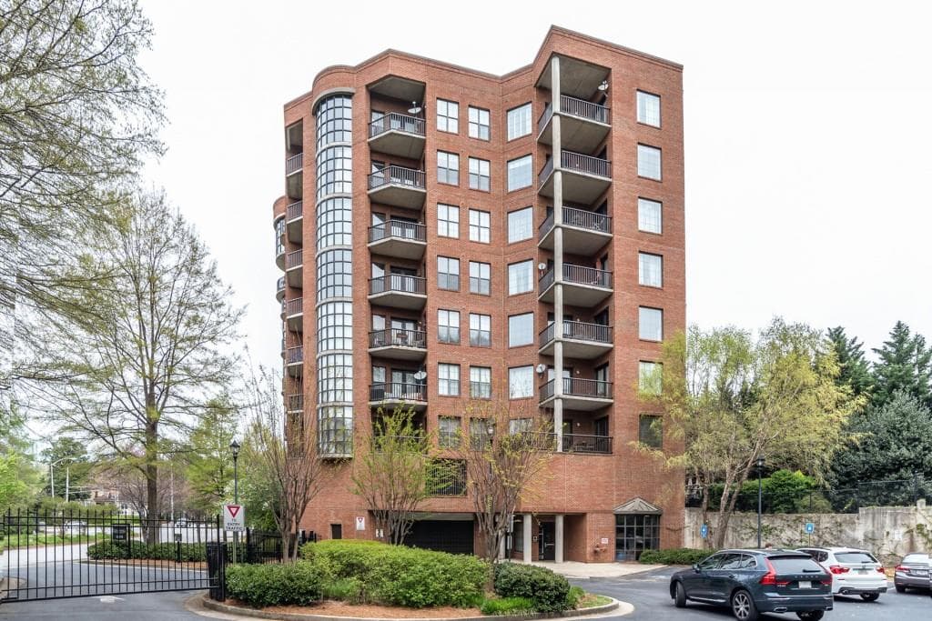 395 Central Park Place 250, Atlanta, GA 30312 — most recent listing photo